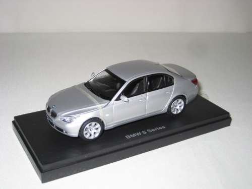 Kyosho BMW 545i No. 03501S