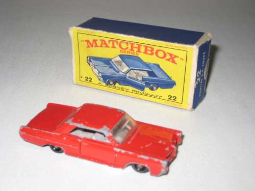 Matchbox Regular Wheels - Pontiac G P Coupè - No.22