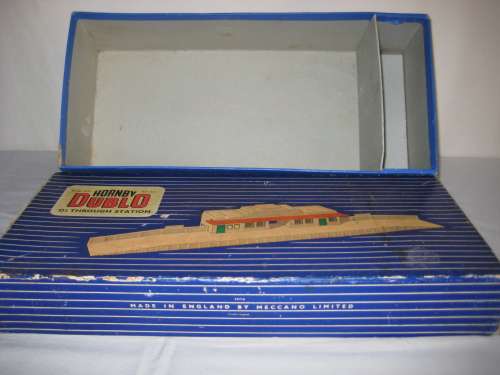 Hornby Dublo Gauge OO Di Through Station  Box ONLY