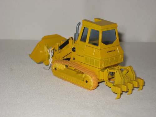 Caterpillar 953  Track Loader by NZG  - Boxed
