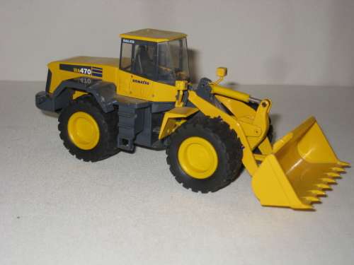 Komatsu WA470 Wheel Loader by Conrad like Caterpillar