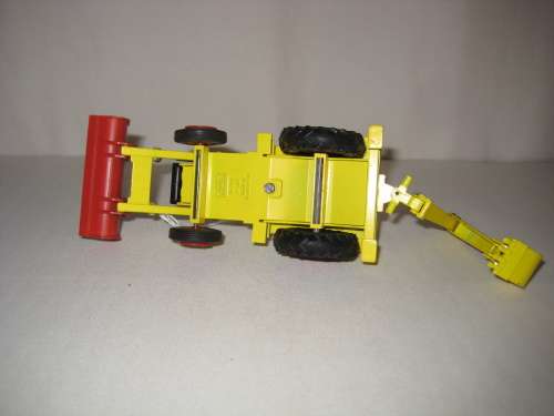 JCB 3CX Backhoe Wheel Loader by NZG like Caterpillar