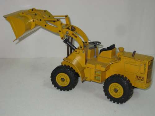 Caterpillar 950 Construction Wheel Loader by Strenco - West Germany - Length 275 mm