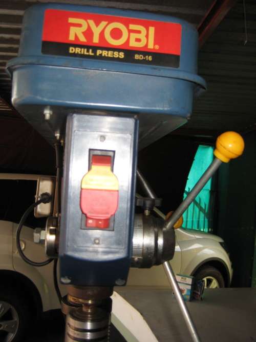 Bench Top Drill Press - Ryobi BD-16 - Chuck 16mm - Height 1 m - 46 Kg - Collection in Pretoria ONLY