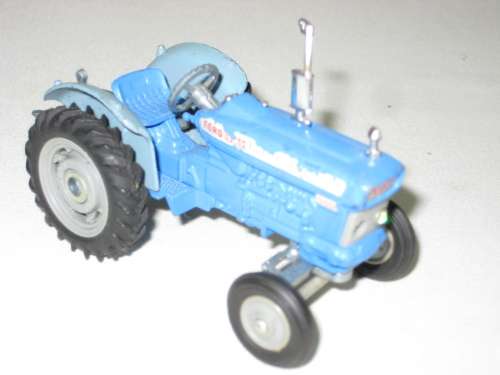 Corgi Ford 5000 Tractor with lift - No 67