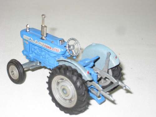 Corgi Ford 5000 Tractor with lift - No 67