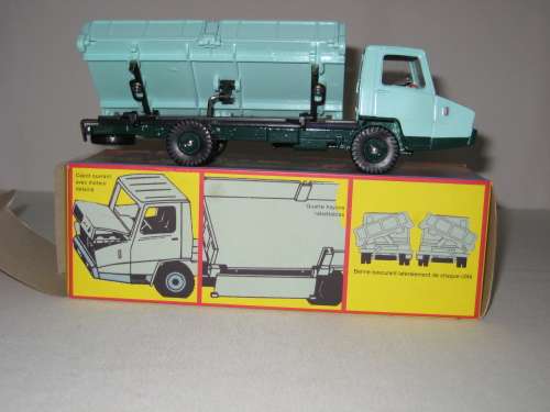 Dinky Toy Atlas - Berliet Stradair Benne Side Tipping Truck - No. 569