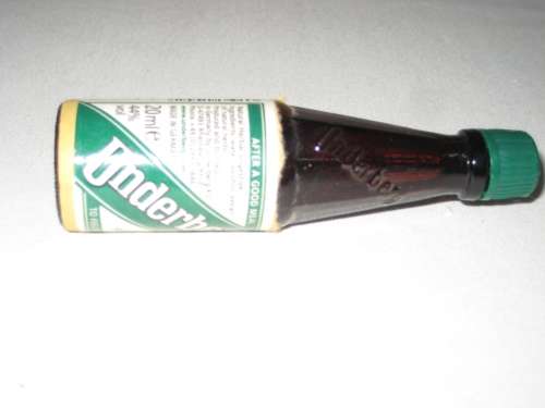 Underberg 12 Miniatures Bottles with lids in Plastic crate - After a good meal