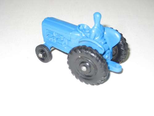 Tomte Fordson Tractor - Small Size 70mm