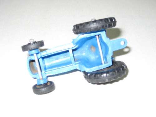 Tomte Fordson Tractor - Small Size 70mm