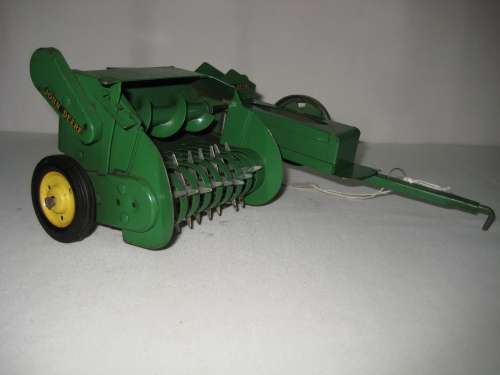 John Deere 14T Baler by Eska - Length 280 mm