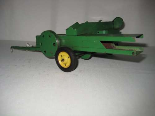 John Deere 14T Baler by Eska - Length 280 mm