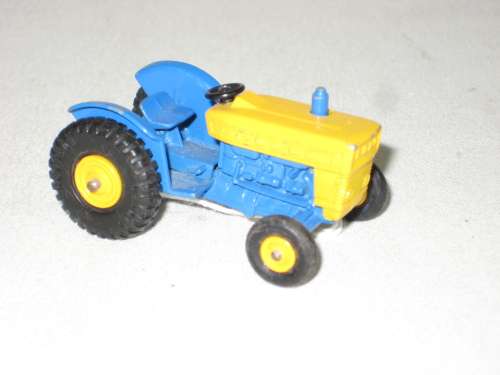Matchbox Ford Tractor - No 39