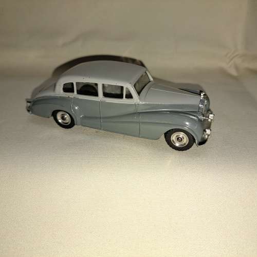 Dinky Rolls Royce Silver Wraith Car - No. 150