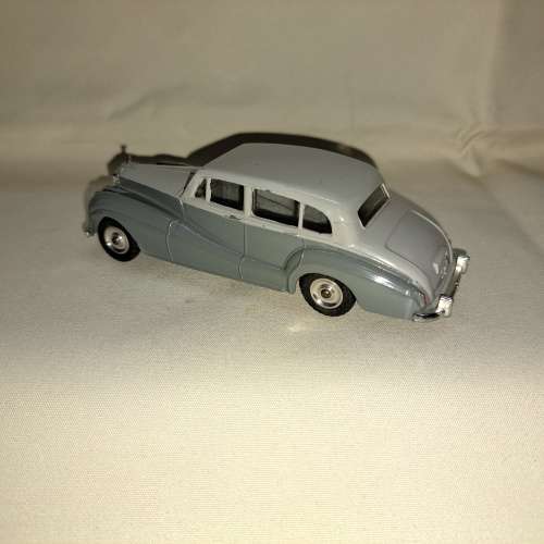 Dinky Rolls Royce Silver Wraith Car - No. 150