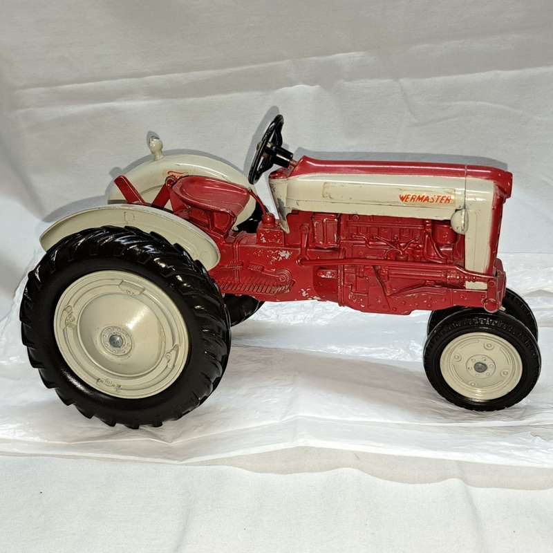 Ford 961 Powermaster Tractor Hubley  - Scale 1/12