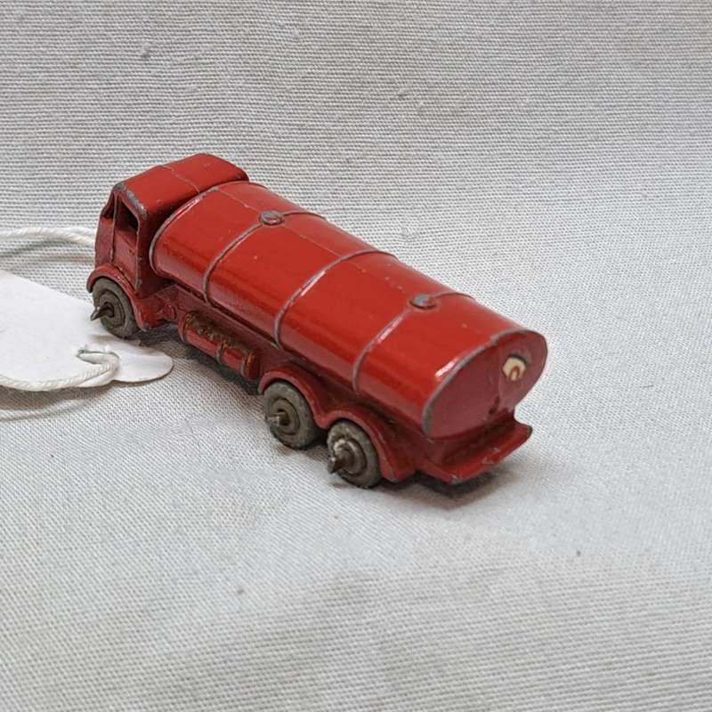 Matchbox Lesney - ERF Tanker - No 11