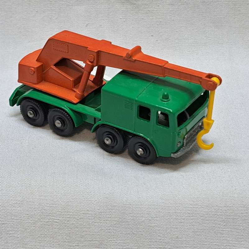 Matchbox Lesney - 8 Wheel Crane Truck - No 30