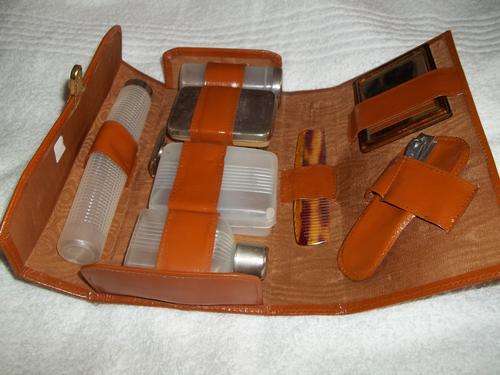 GENTS SHAVING KIT