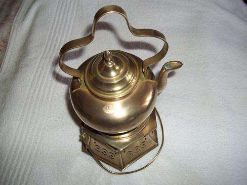 LOVELY BRASS TEAPOT WITH STAND AND BURNER (OVER  300MM  HIGH)