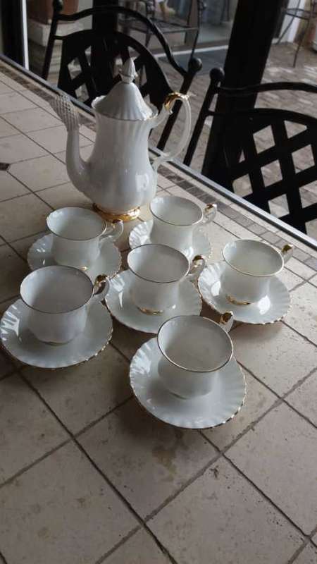 ROYAL ALBERT