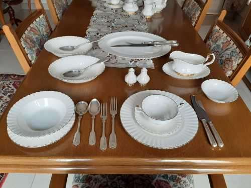 Dinner service