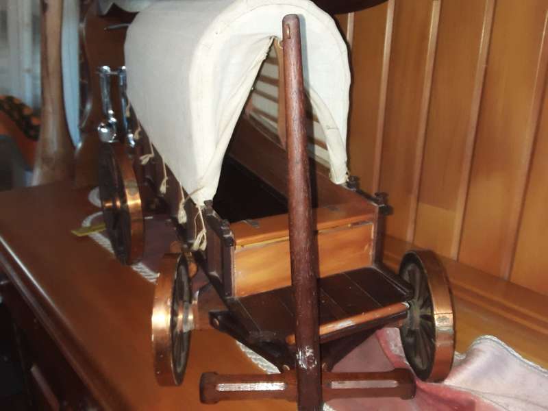 OX WAGON SCALE MODEL