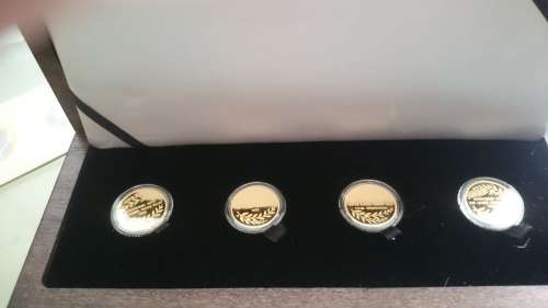4 x 1/4oz South African Nobel Laureates Gold Proof Set.