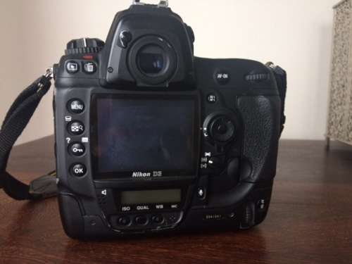 Nikon D3 DSLR