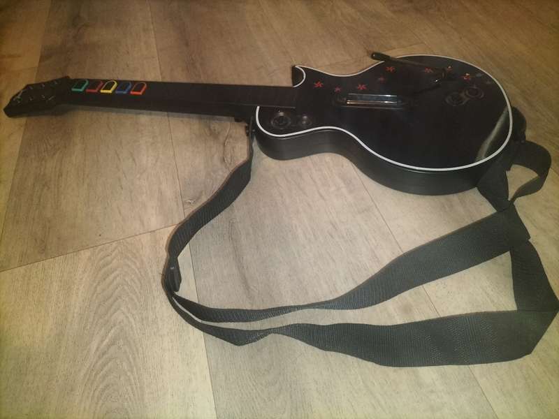 Guitar Hero Guitar XBOX 360