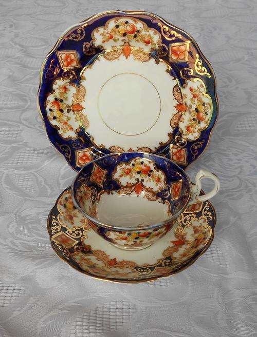 Royal Albert Crown Heirloom Trio