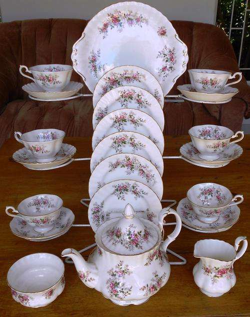 Royal Albert Lavender Rose Teaset