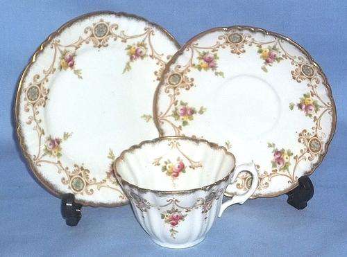 ROYAL ALBERT CROWN CHINA 3459