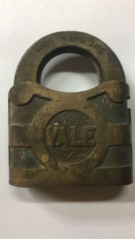 Vintage Brass Yale Padlock Lock Made in England  ( NO KEY )