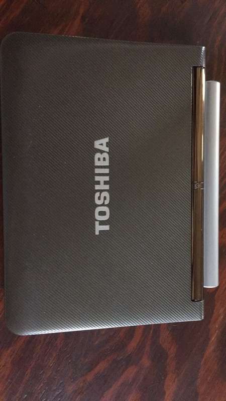 Toshiba NB200 Laptop