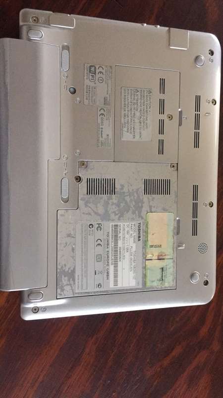 Toshiba NB200 Laptop