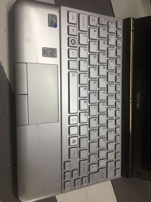 Toshiba NB200 Laptop