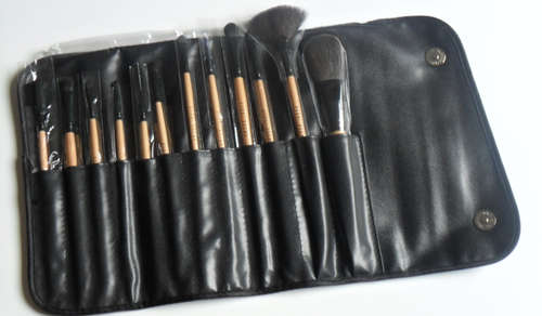 BOBBI BROWN MAKEUP BRUSHES SET OF 12, FREE POSTAGE!