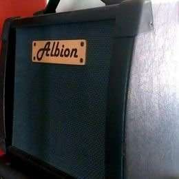 Albion AG10 Hybrid Valve Amp