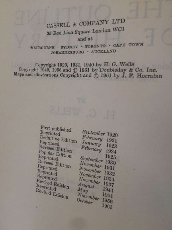The Outline of History - HG Wells (1961 HARDCOVER)