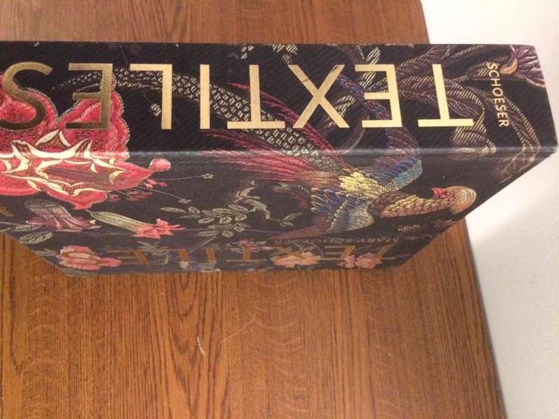 Textiles: The Art of Mankind - Mary Schoeser