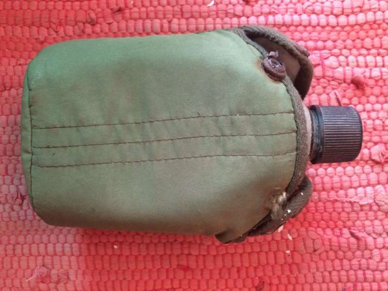 Vintage Army Water Bottle with Pouch