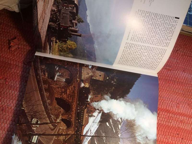 Pictorial History of Trains - O.S. Nock (1976 1st edition Hardcover with Full Colour Throughout)