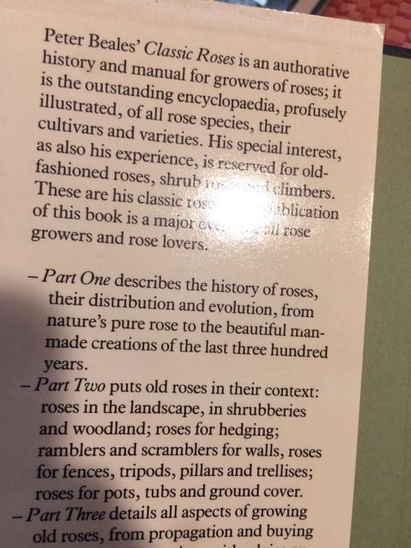 Classic Roses: An Illustrated Encyclopaedia and Growers Manual - Peter Beales (1985 1st Edition)