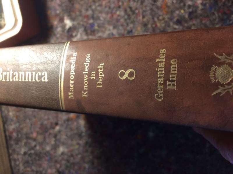 Encyclopaedia Brittanica: Volume 8 (Geranialus - Hume)