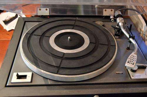Sanyo TP-626 Turtable & Audio Technica Cartridge