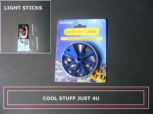 FISHING SET OF A RANGE OF SMALL SINKERS & A PAIR OF LIGHT STICKS!!!