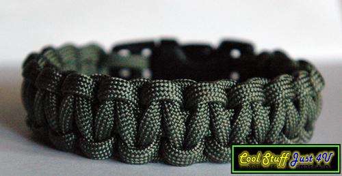 SURVIVAL MILITARY GREEN PARACORD BRACELET WITH RELEASE CLIP!!!