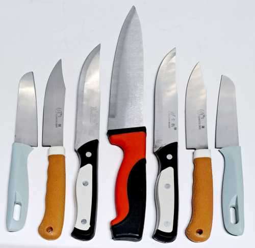 KITCHEN KNIFE  COMBO  7× KNIVES FOR ONE BID.