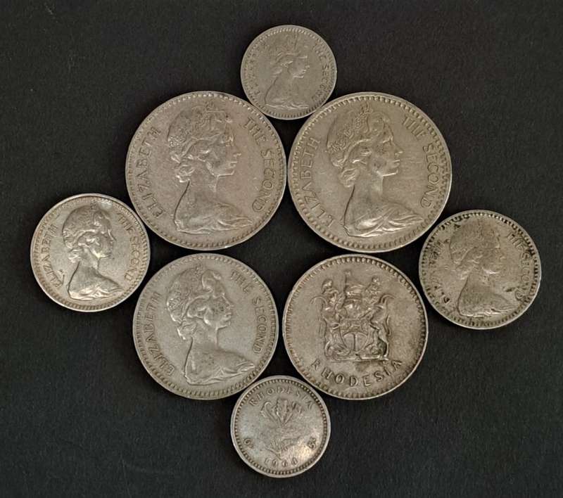RHODESIA COIN LOT , *8 COINS LOW START AT R1 * ?.